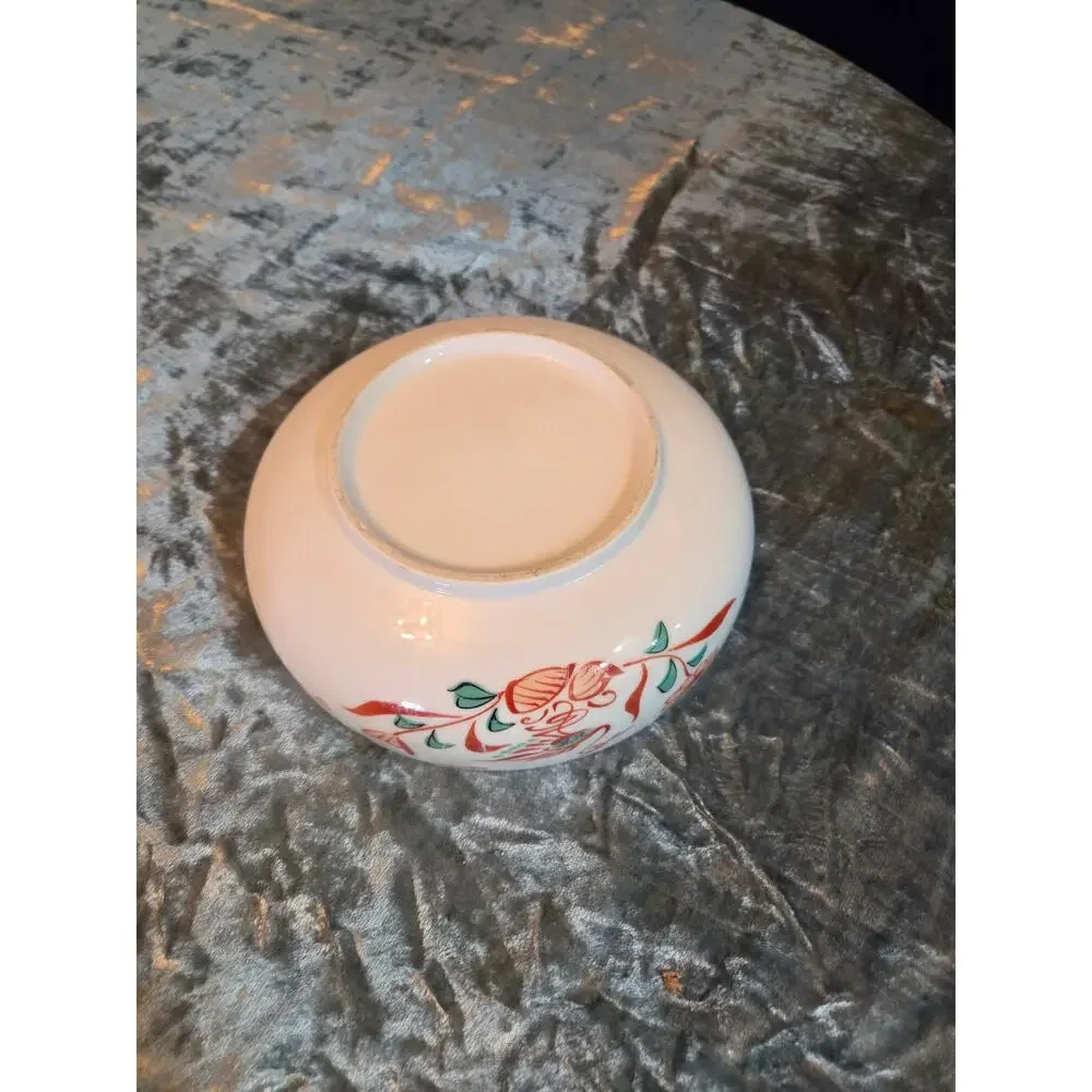 Kutani yaki ware Japanese Bowl / Aka-e Overglaze gold Japan